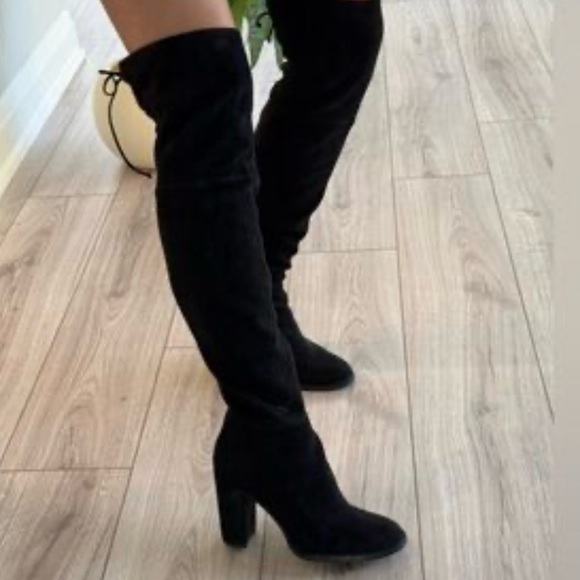 Shoes - 🆕Vince Camuto Black Over-the-Knee faux suede Women's Boots